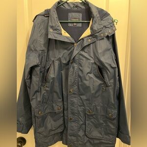 Lands End men’s fleece lined rain jacket with hood & multiple pockets